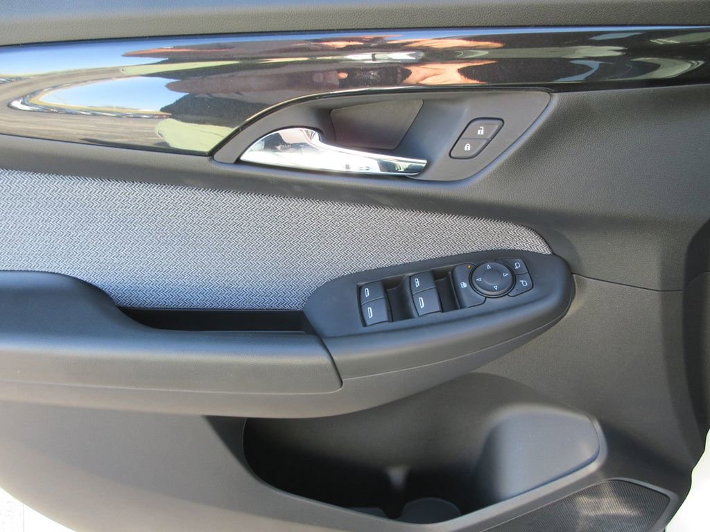 New 2026 Chevrolet TrailBlazer LT w/ LPO, Blackout Package FWD image 21