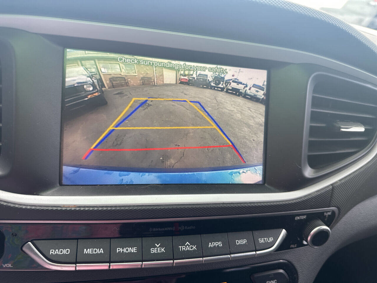 Used 2017 Hyundai Ioniq SEL FWD image 35