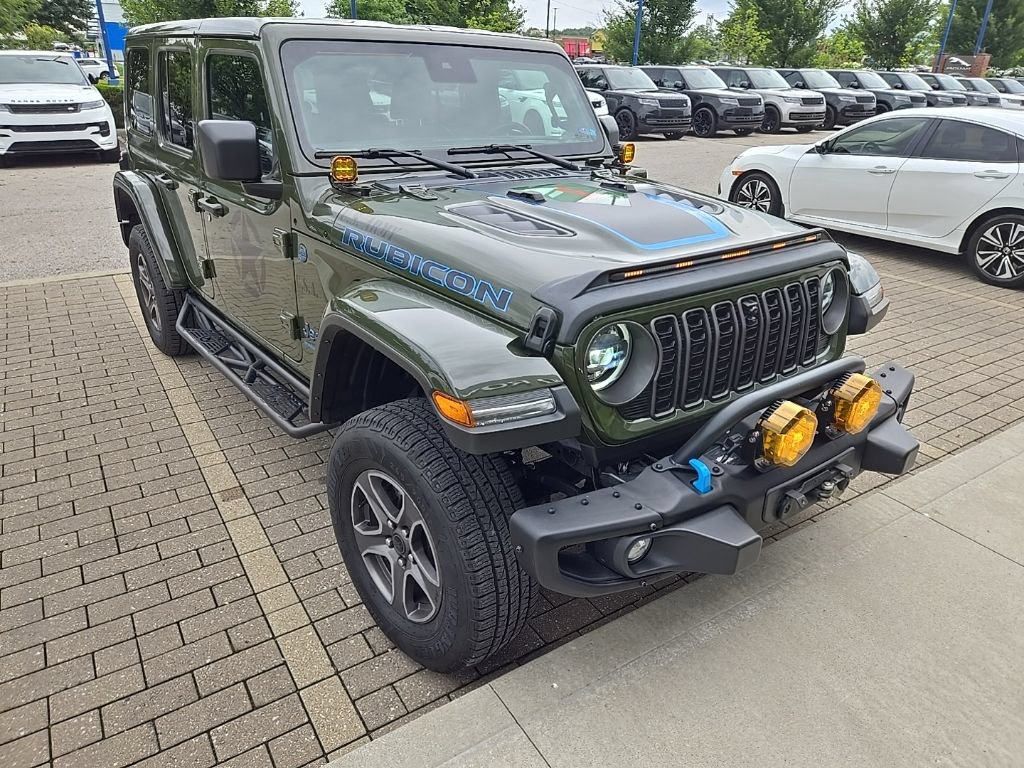 Used 2024 Jeep Wrangler Unlimited Rubicon 4xe AWD/4WD image 3