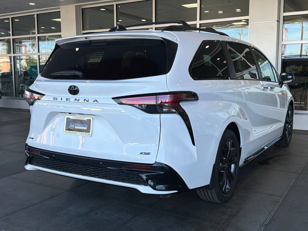 New 2026 Toyota Sienna XSE FWD image 13