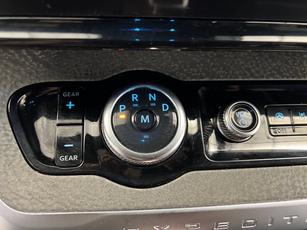 Used 2025 Ford Expedition Tremor AWD/4WD image 69