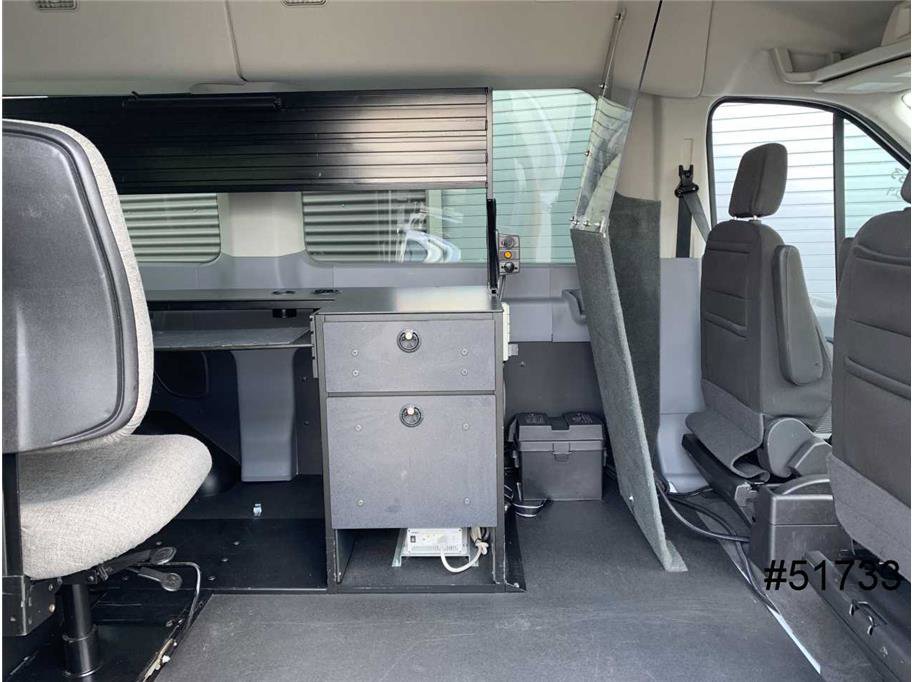 Used 2018 Ford Transit 150 XLT image 14