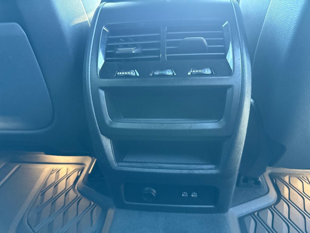 Used 2026 BMW X5 sDrive40i w/ M Sport Package RWD image 17