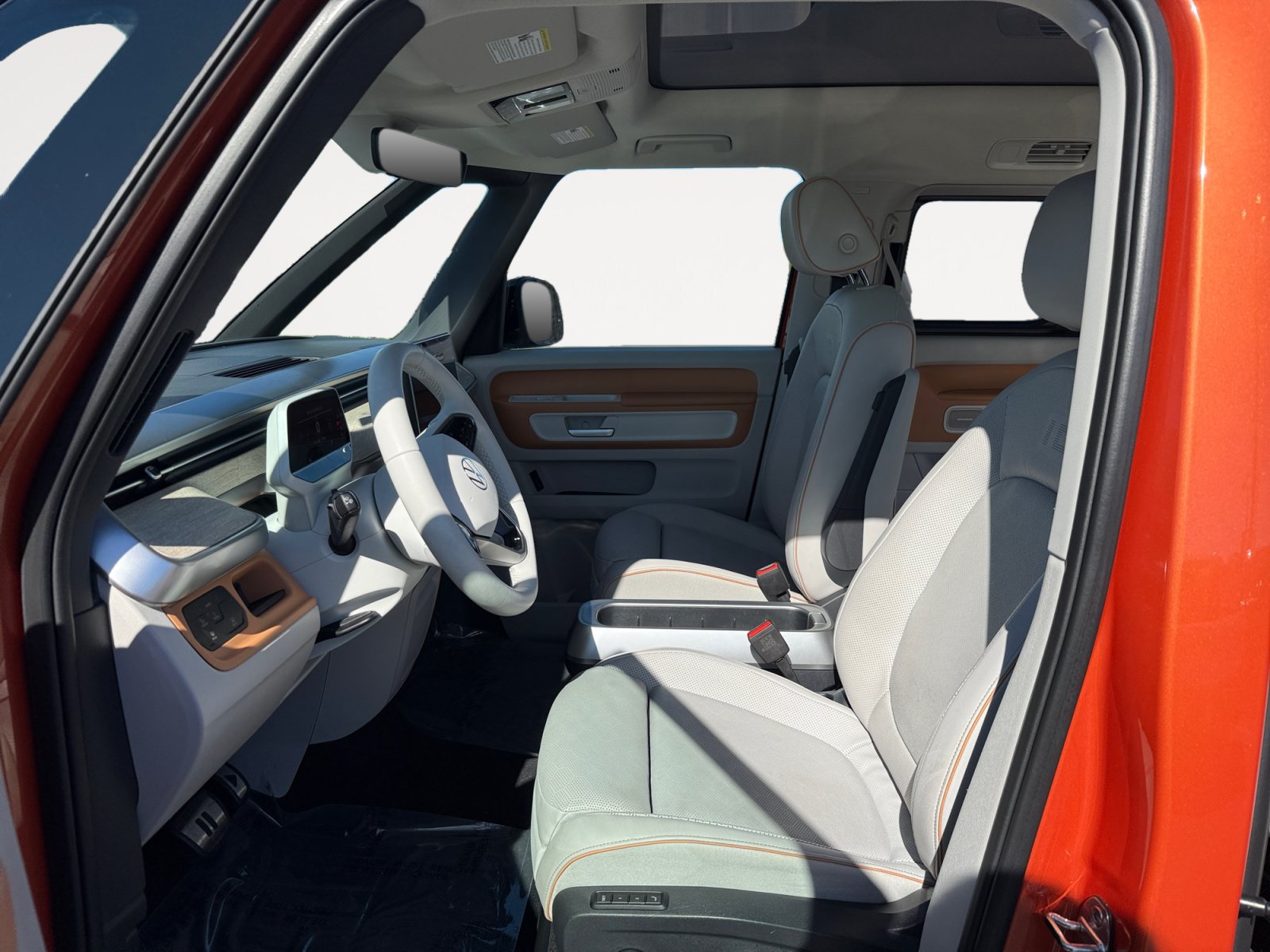 Certified 2025 Volkswagen ID. Buzz Pro S Plus RWD image 10