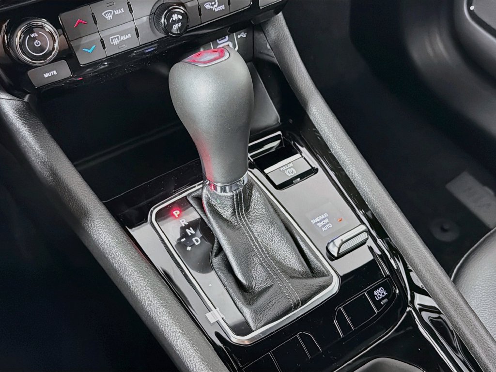 New 2026 Jeep Compass Latitude AWD/4WD image 16