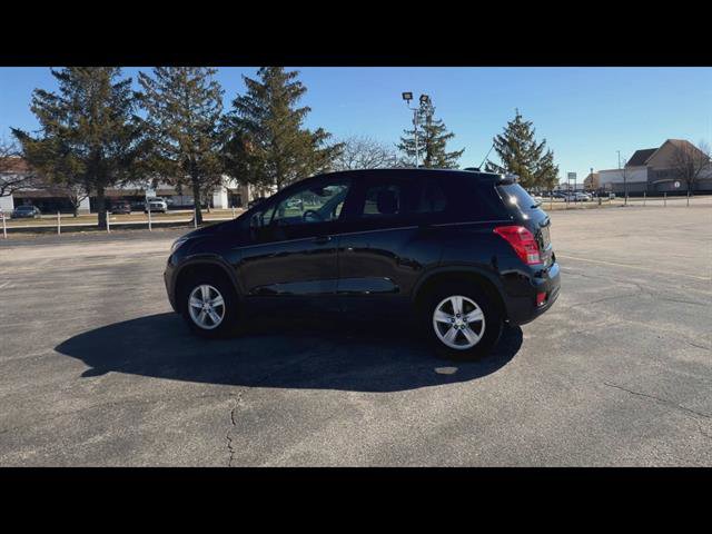 Used 2019 Chevrolet Trax LS image 31