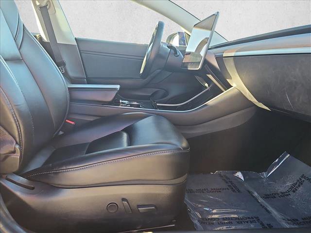 Used 2018 Tesla Model 3 Long Range image 23