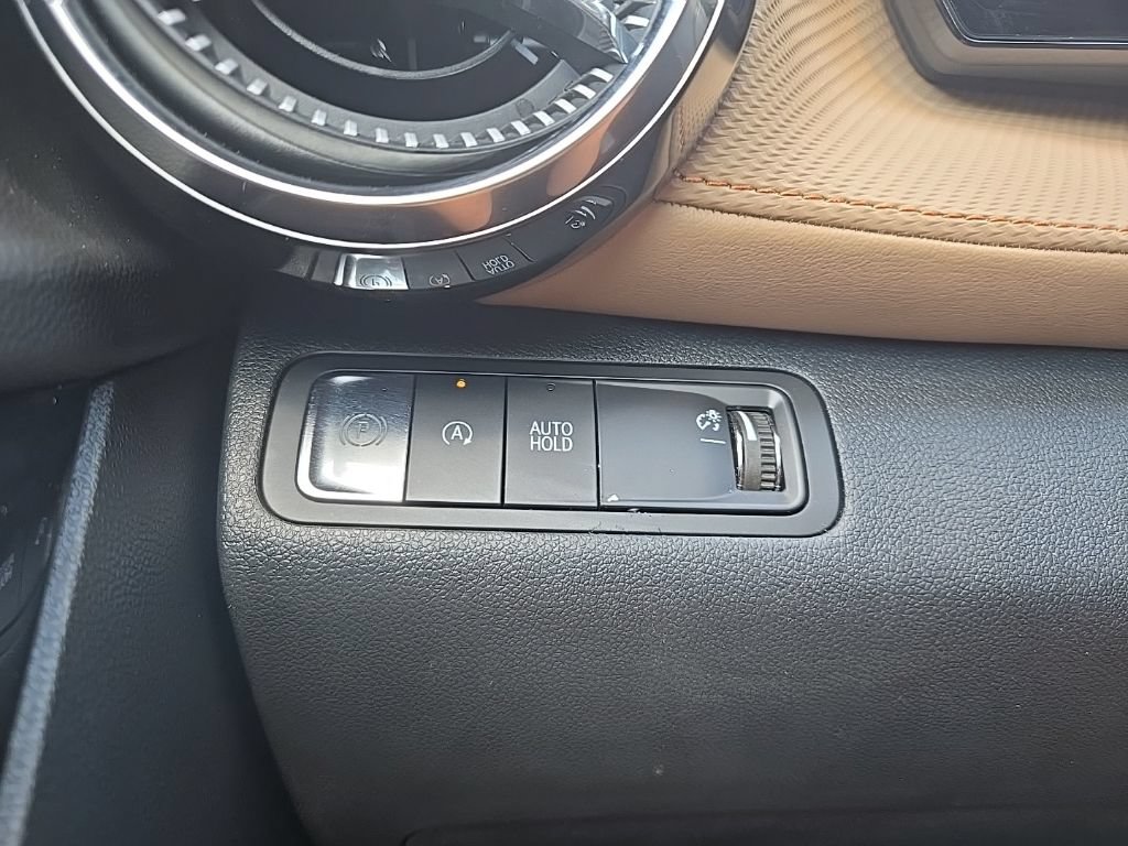 Used 2025 Chevrolet Equinox ACTIV w/ LPO, Floor Liner Package FWD image 41