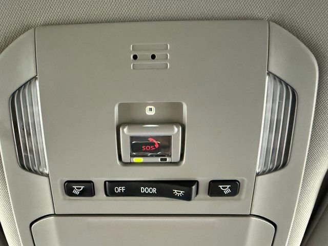 Used 2023 Toyota Highlander L FWD image 23