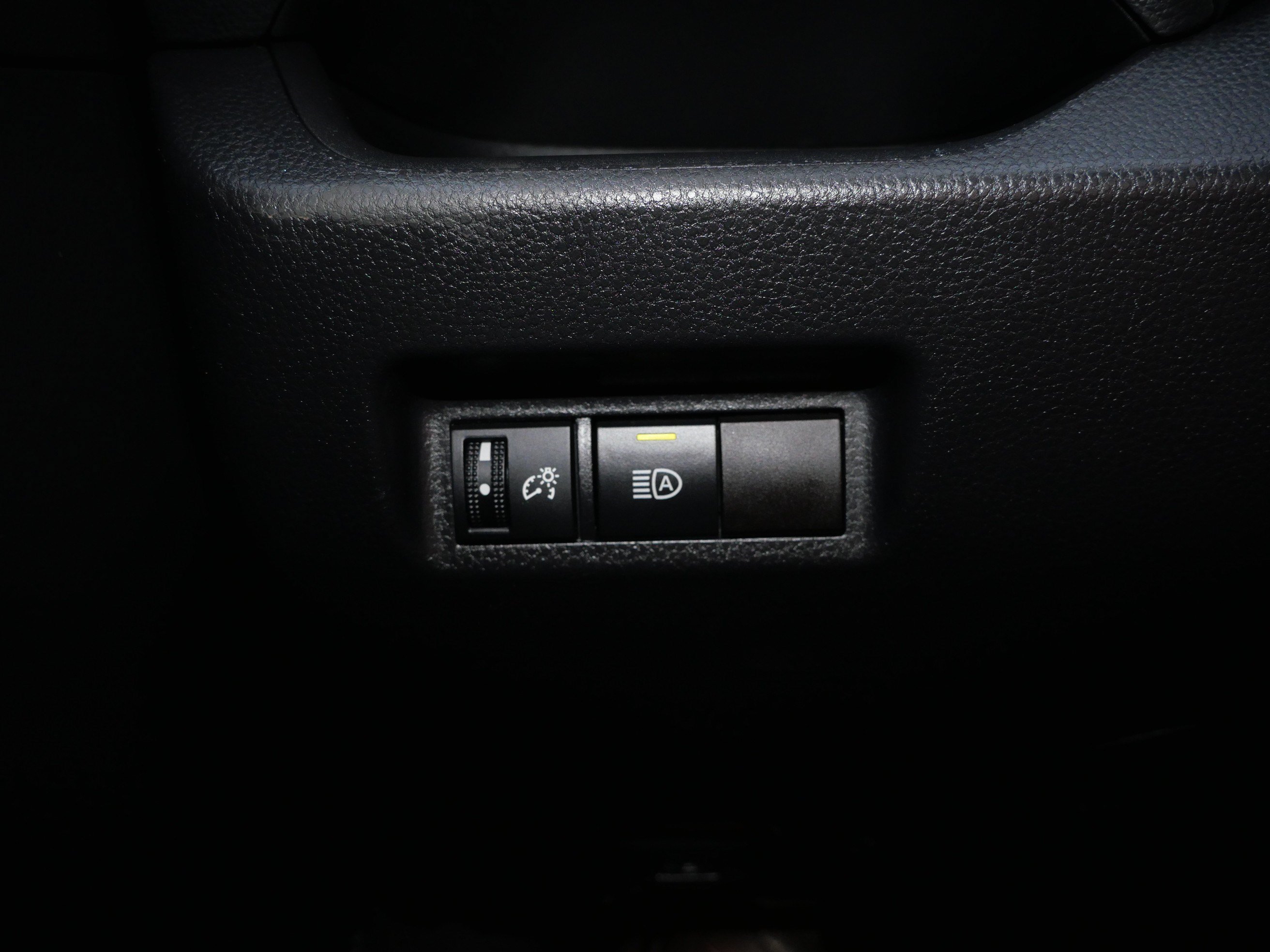 Used 2024 Toyota RAV4 XLE AWD/4WD image 26