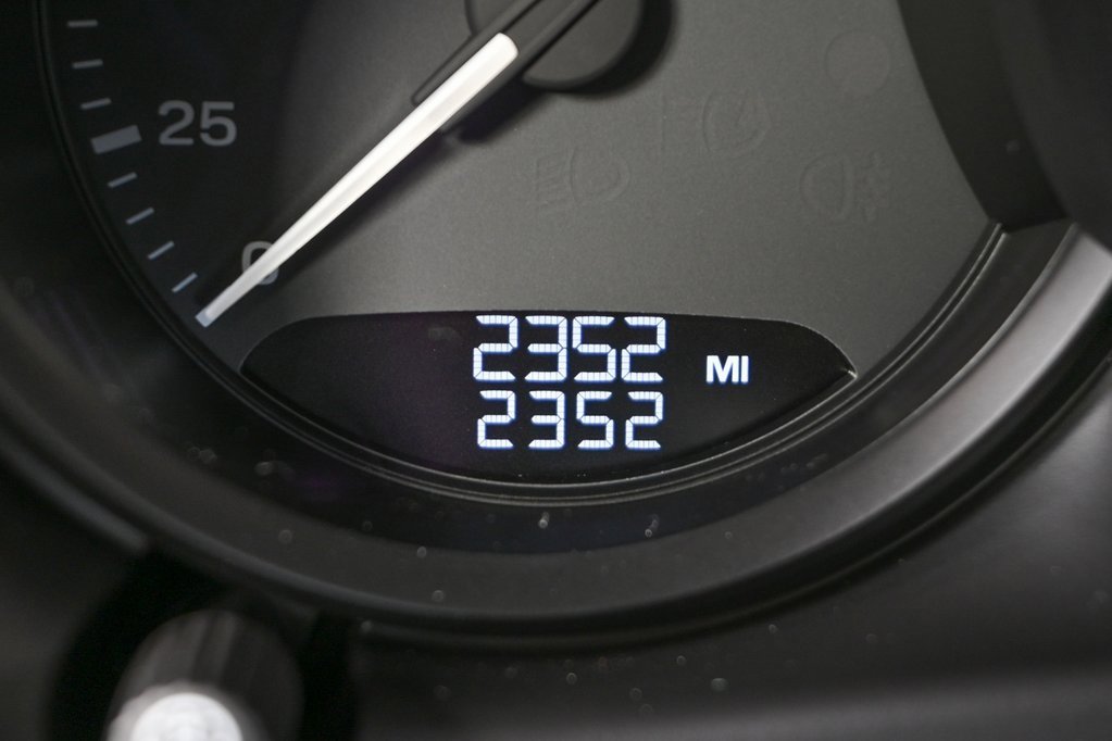 Used 2025 Porsche Macan image 8