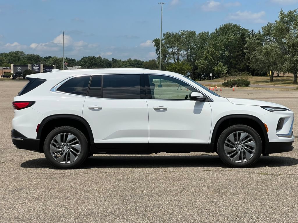 New 2027 Buick Enclave Preferred w/ LPO, Floor Liner Package AWD/4WD image 43