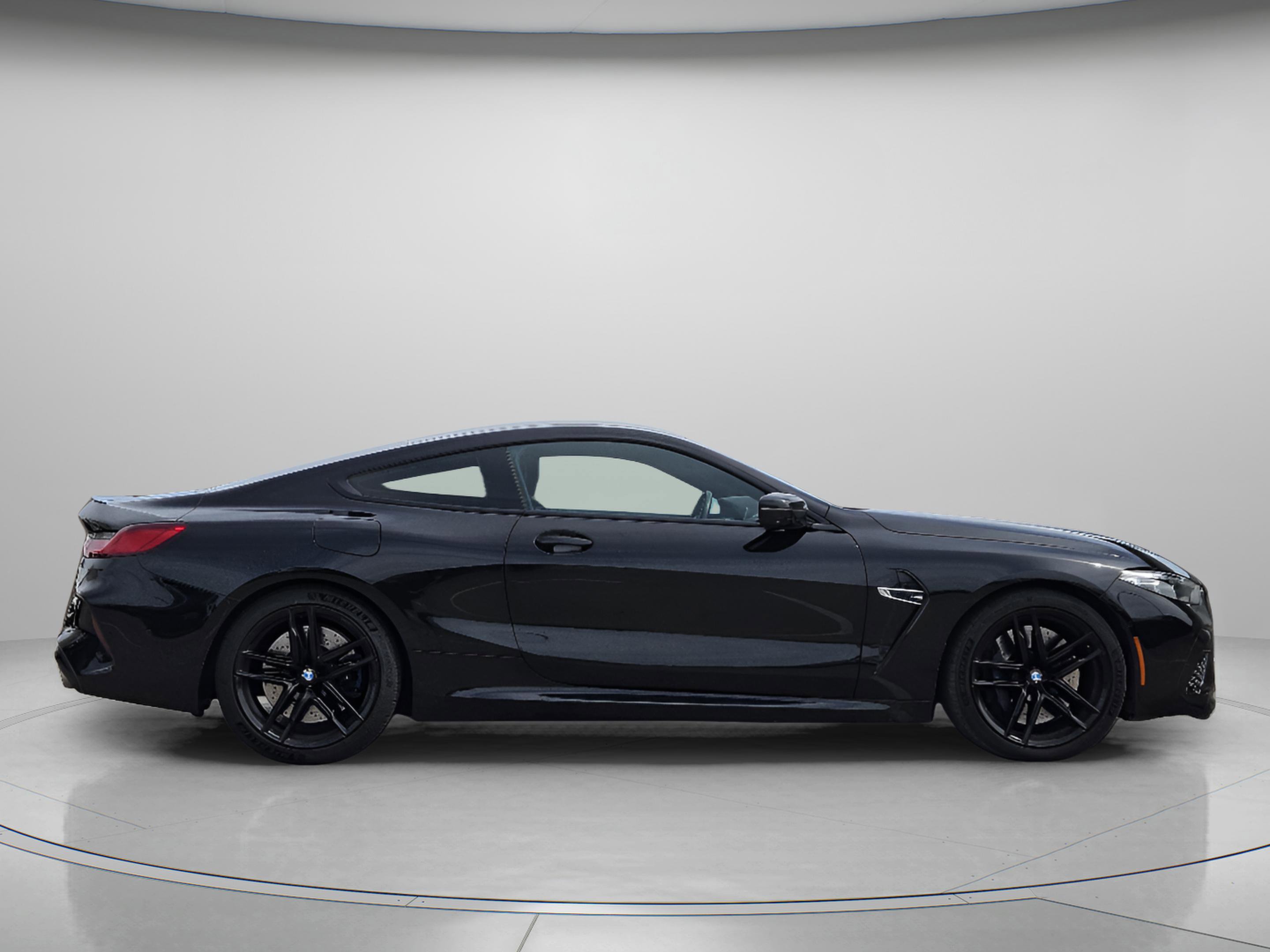 Used 2020 BMW M8 Coupe image 7