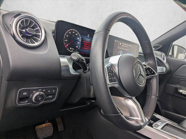 Certified 2025 Mercedes-Benz GLB 250 image 10