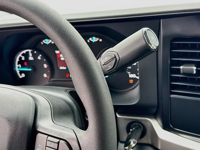New 2026 Ford F550 4x4 Crew Cab image 14