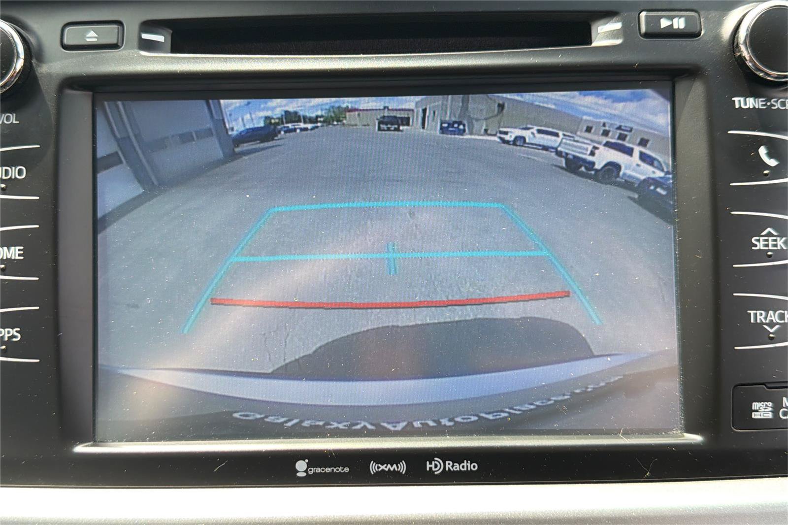 Used 2019 Toyota Highlander SE AWD/4WD image 34
