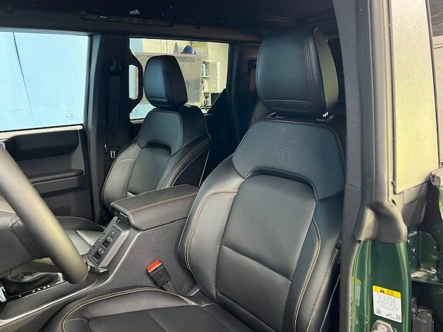Used 2024 Ford Bronco Badlands image 34