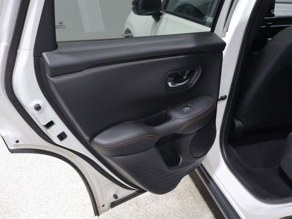 Used 2023 Honda HR-V Sport image 19