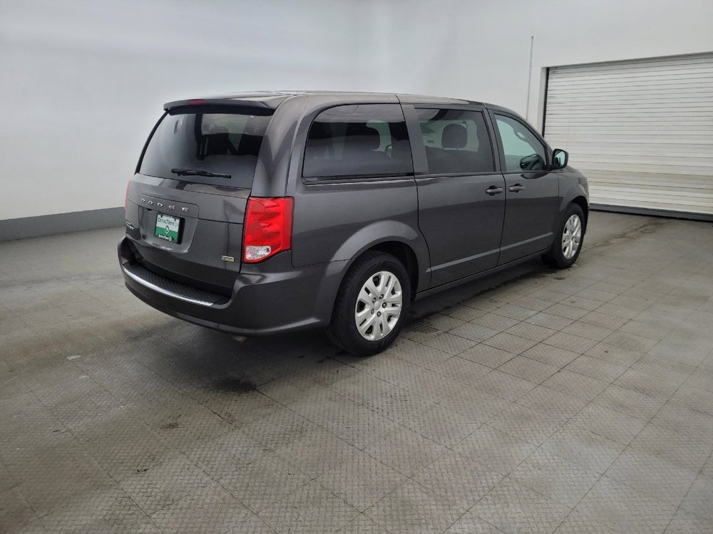 Used 2018 Dodge Grand Caravan SE image 9