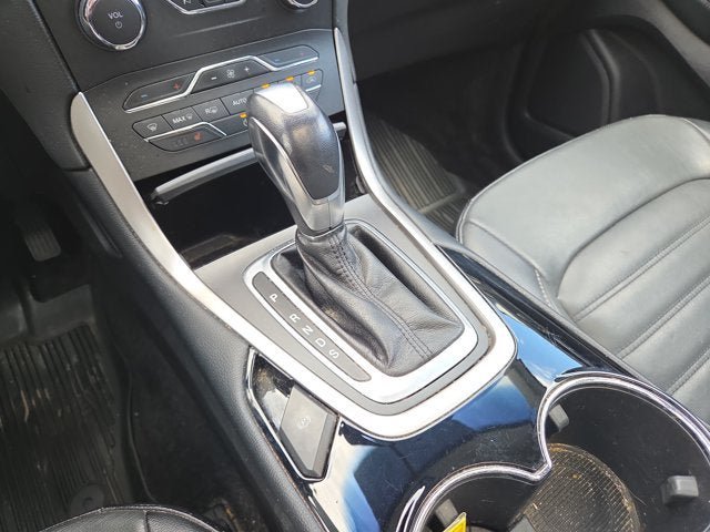 Used 2018 Ford Edge SEL w/ Equipment Group 201A AWD/4WD image 18