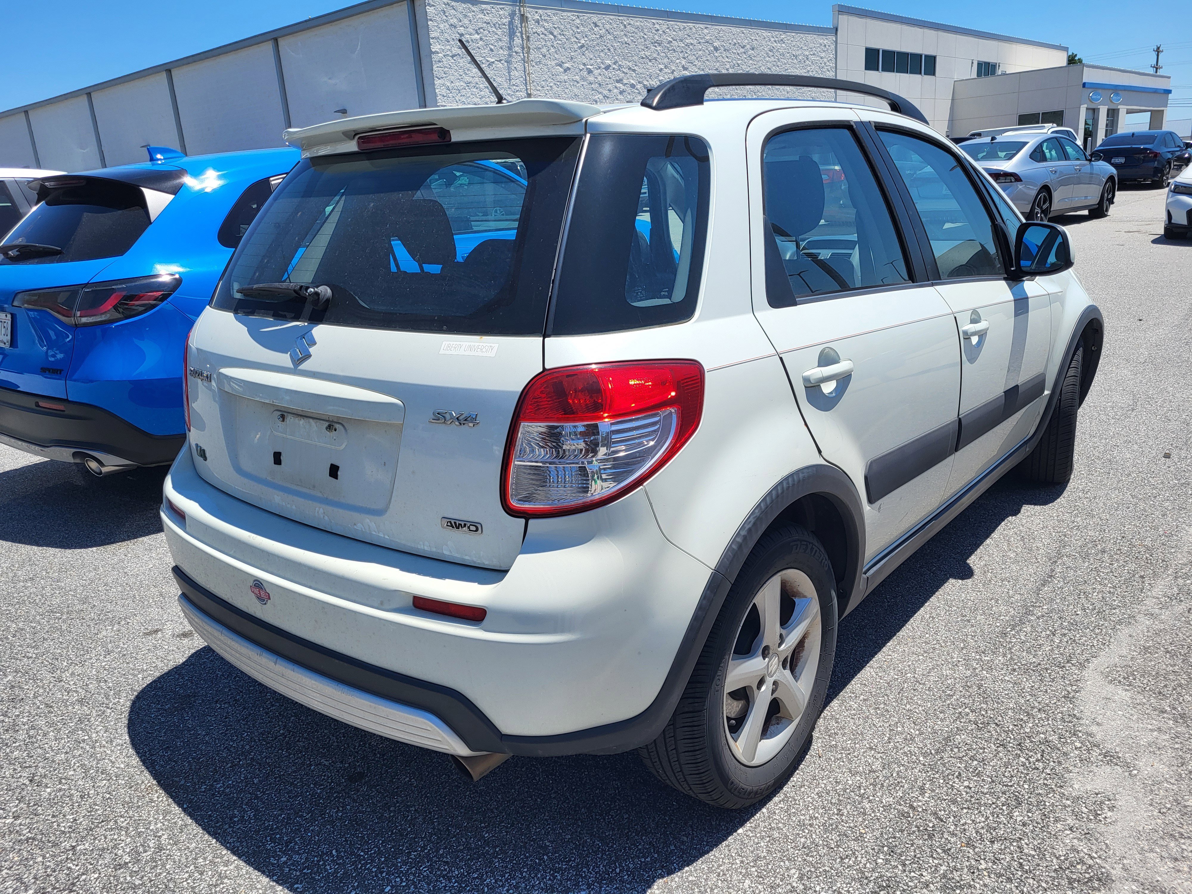 Used 2007 Suzuki SX4 AWD Hatchback image 4