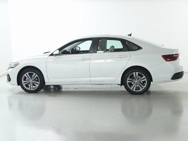 Used 2024 Volkswagen Jetta SE w/ Panoramic Sunroof Package FWD image 38