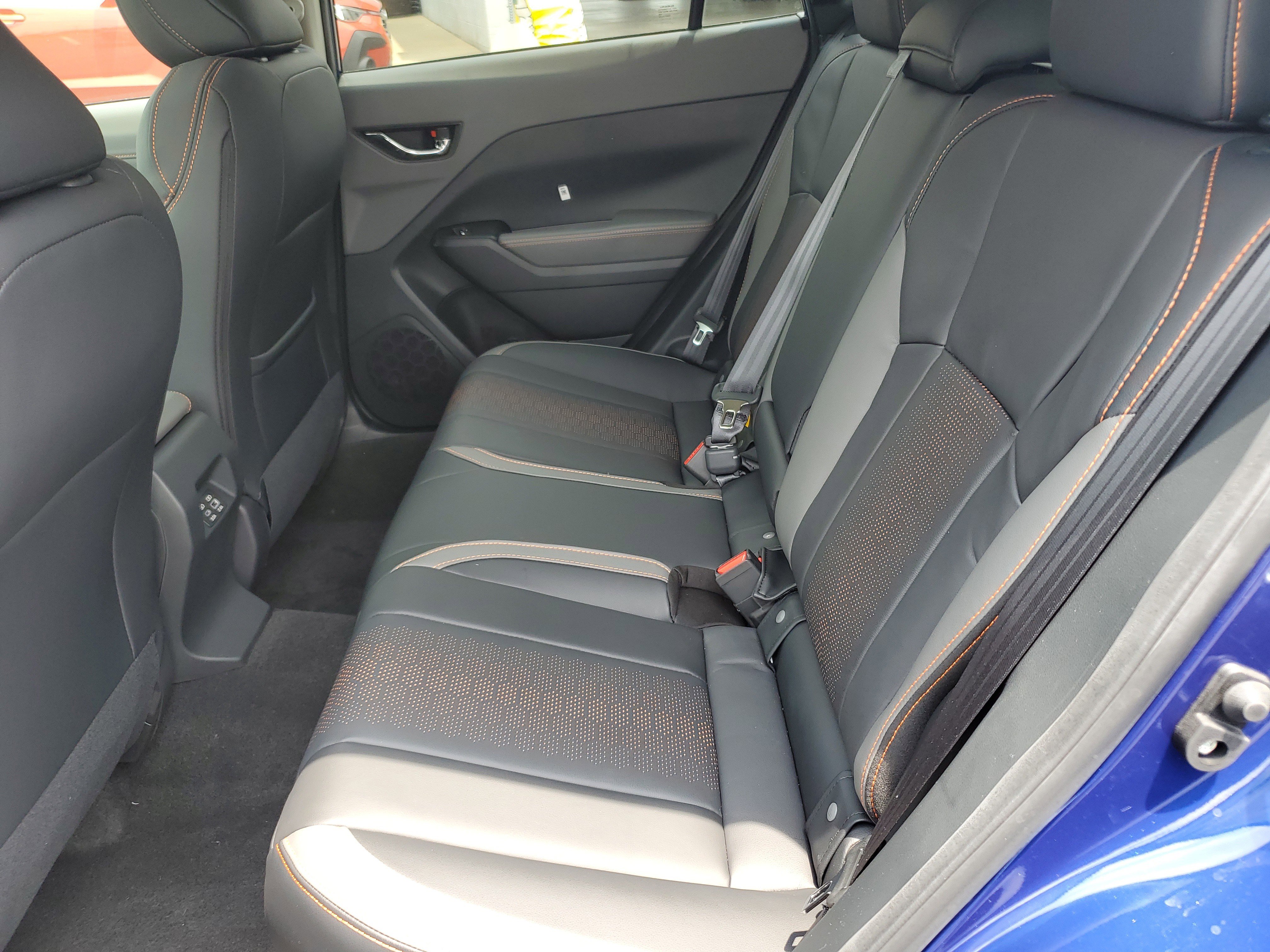 Certified 2025 Subaru Crosstrek 2.5i Limited w/ Crosstrek Mirror Package image 9