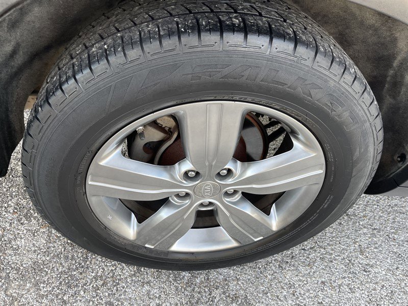 Used 2012 Kia Sorento EX w/ Premium Plus Pkg image 21