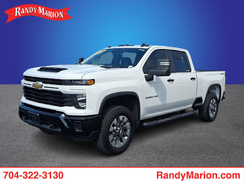 Used 2025 Chevrolet Silverado 2500 Custom w/ Custom Value Package AWD/4WD image 1
