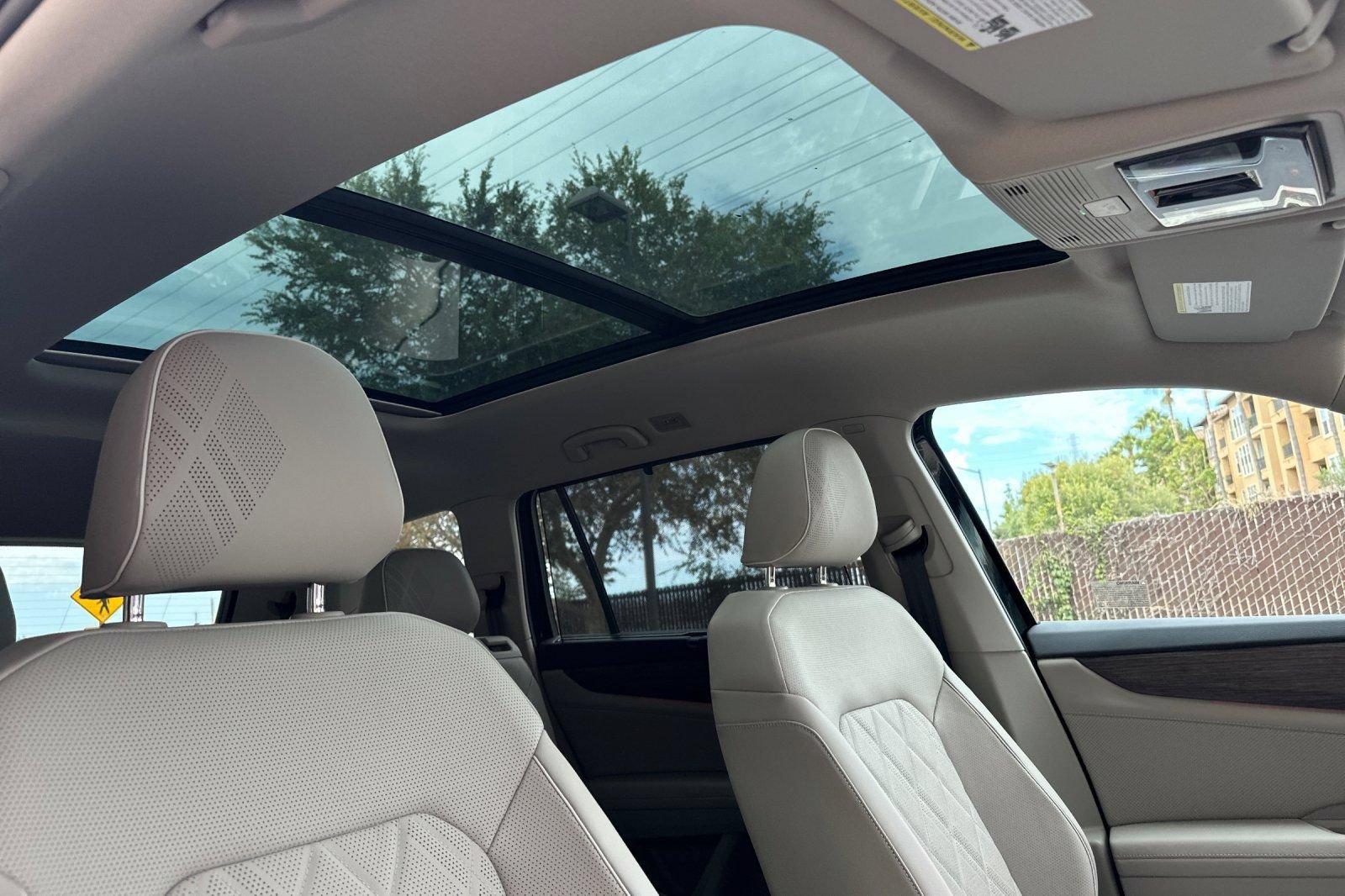 New 2026 Volkswagen Atlas SEL Premium R-Line AWD/4WD image 18