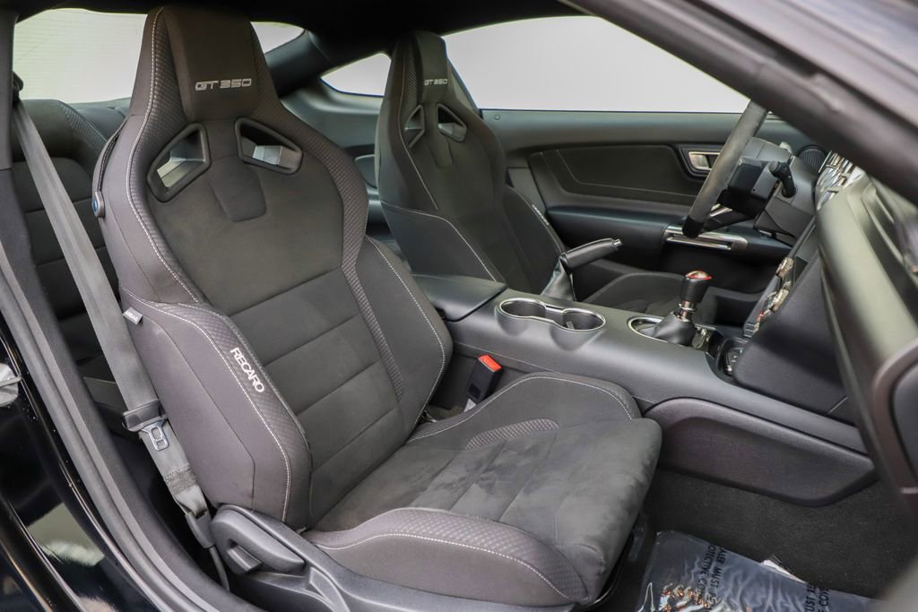 Used 2018 Ford Mustang Shelby GT350 w/ Electronics Package image 24