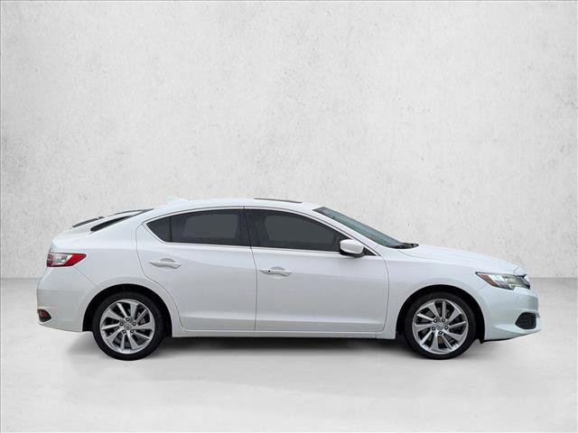 Used 2017 Acura ILX w/ Premium Package image 4