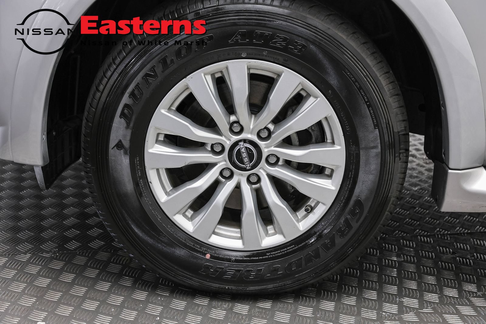 Used 2023 Nissan Armada SV AWD/4WD image 33