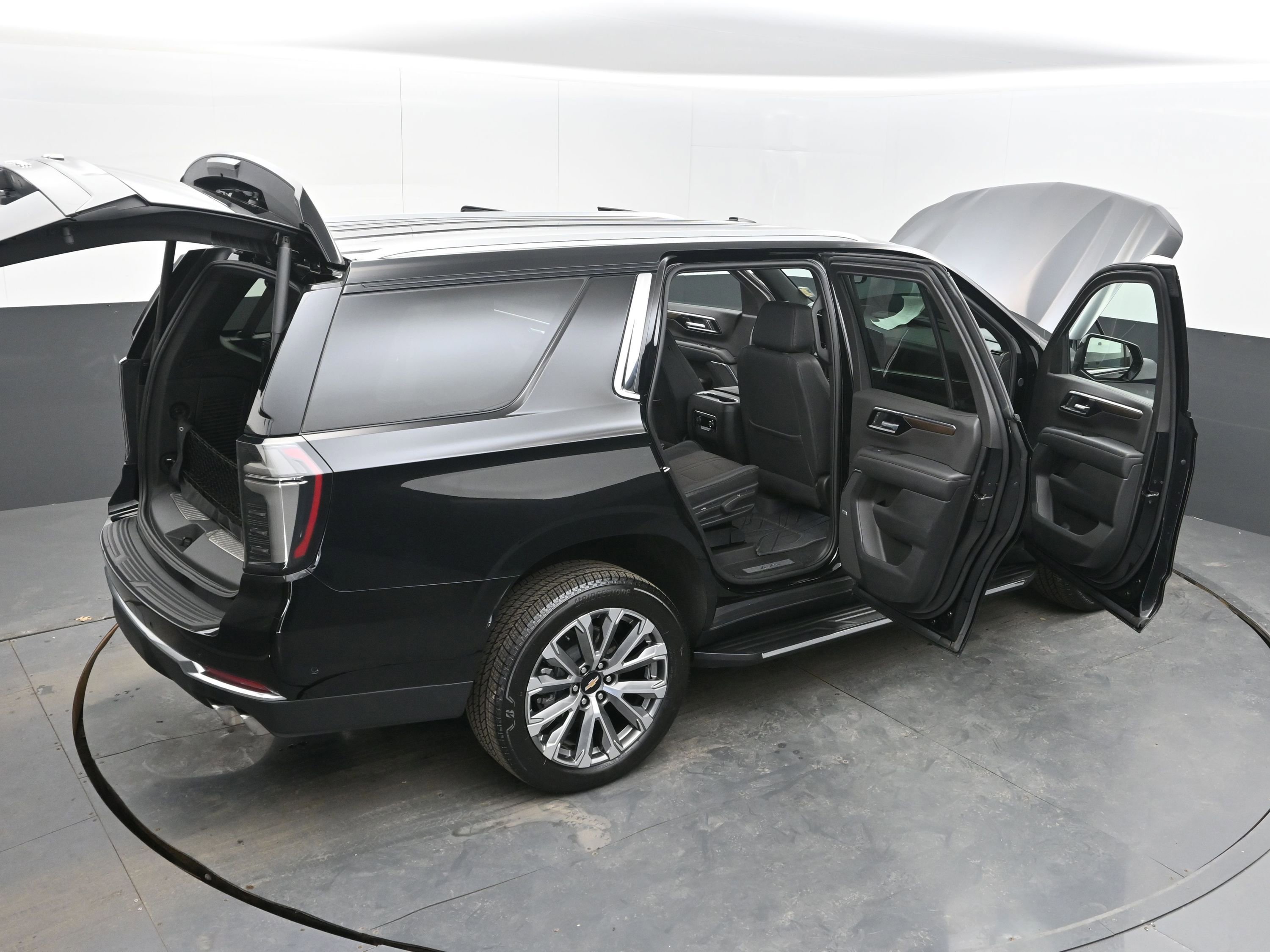 Certified 2025 Chevrolet Tahoe High Country image 42