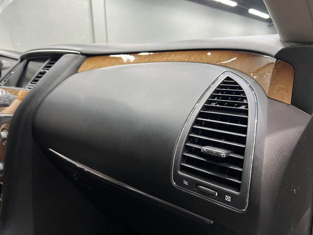 Used 2011 INFINITI QX56 4WD w/ Theater Pkg image 38