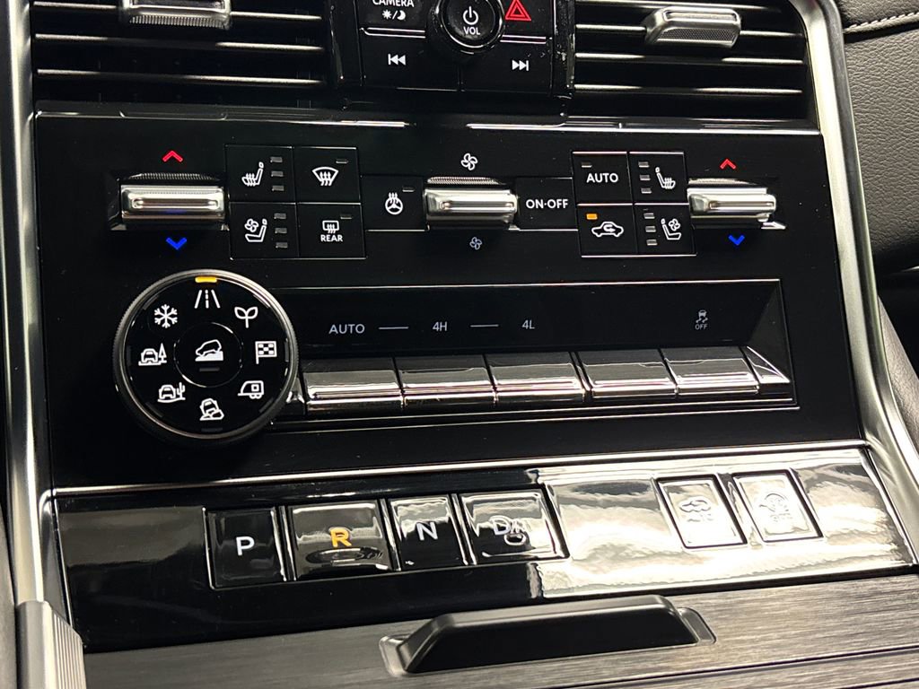 Used 2025 Nissan Armada Platinum Reserve AWD/4WD image 40