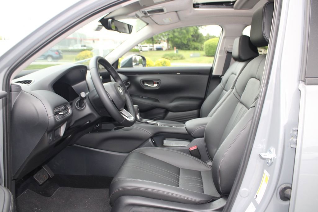 Certified 2026 Honda HR-V EX-L image 11