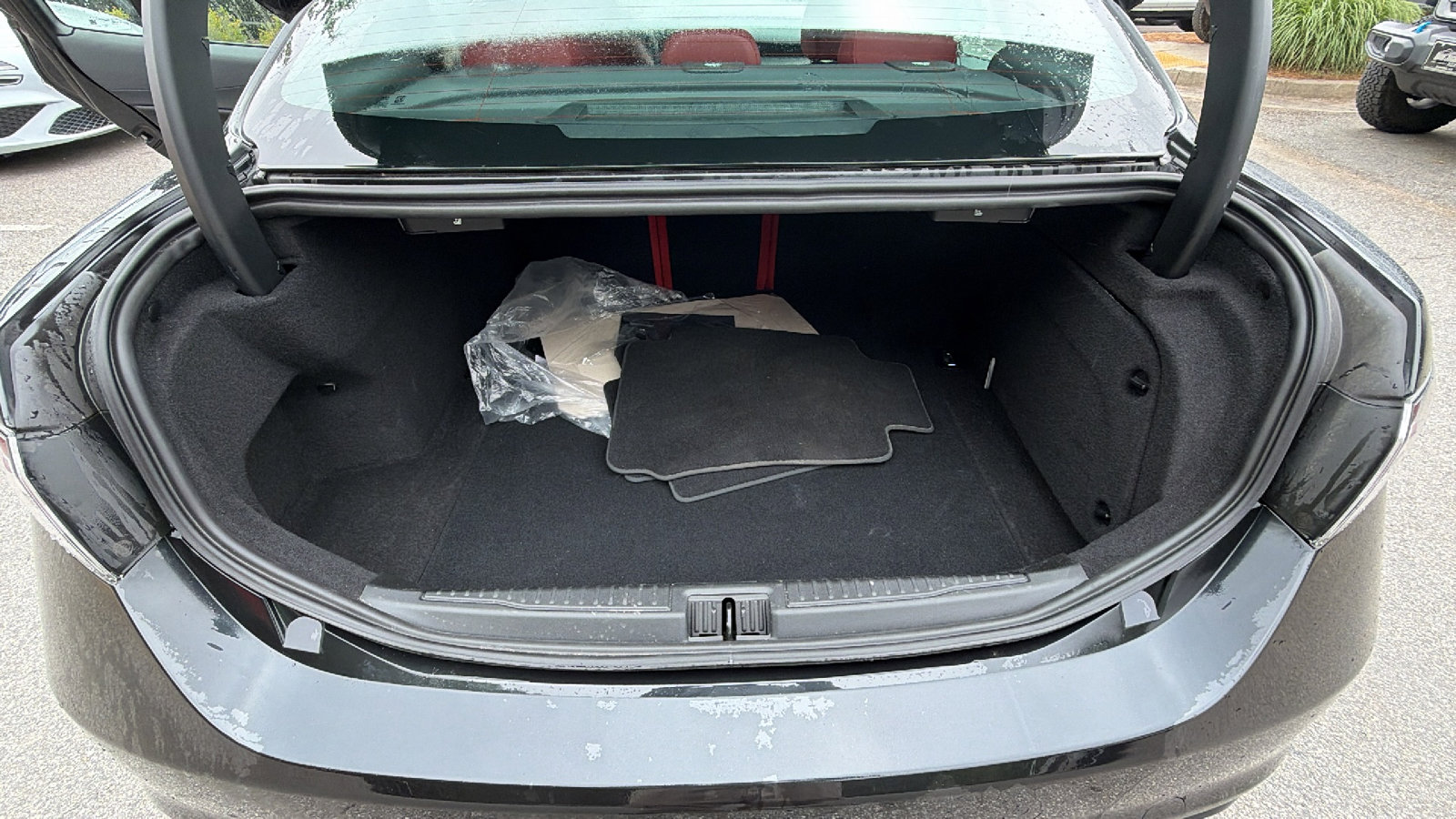 Used 2024 Alfa Romeo Giulia Ti w/ Performance Driving Package AWD/4WD image 13