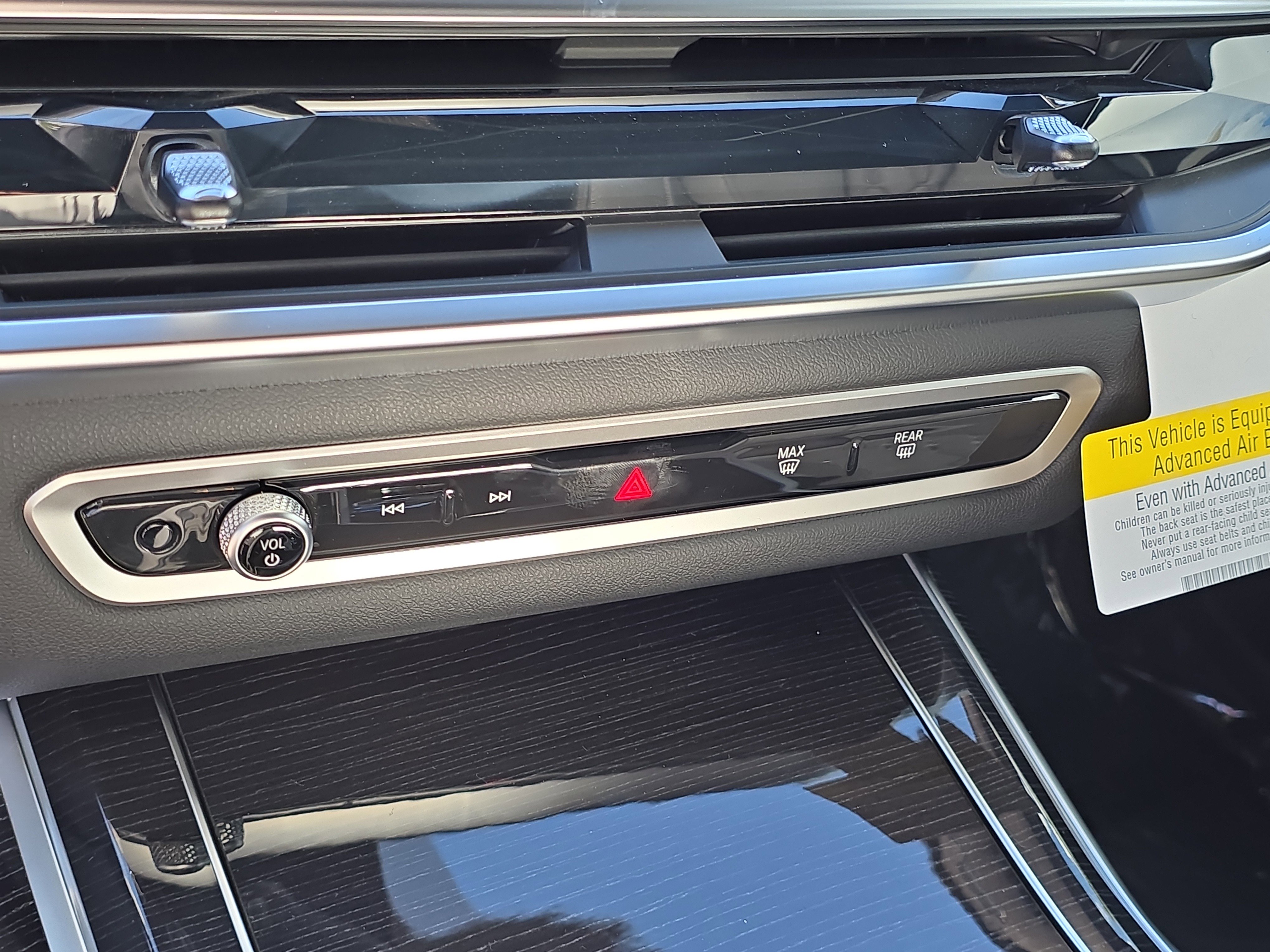 New 2026 BMW X7 M60i image 29