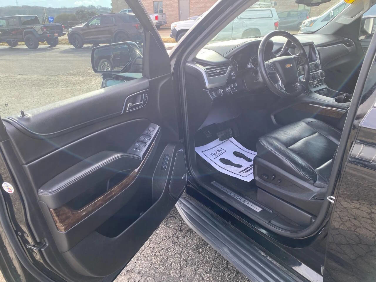 Used 2017 Chevrolet Tahoe LT image 9