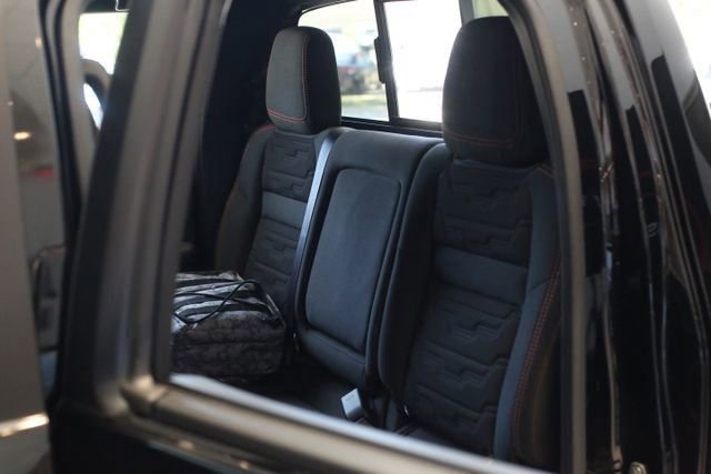 New 2025 Nissan Frontier PRO-4X w/ Pro Convenience Package image 18