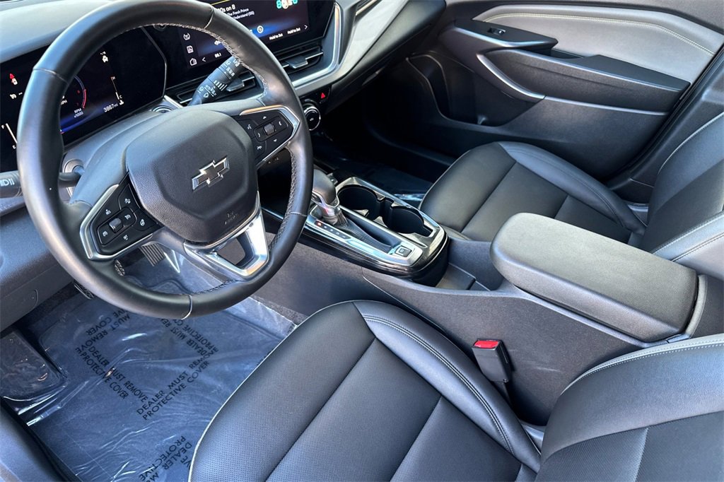 Used 2024 Chevrolet Trax ACTIV image 11