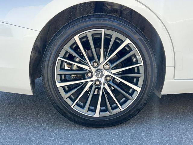 Used 2025 Lexus ES 300h w/ Premium Package FWD image 9