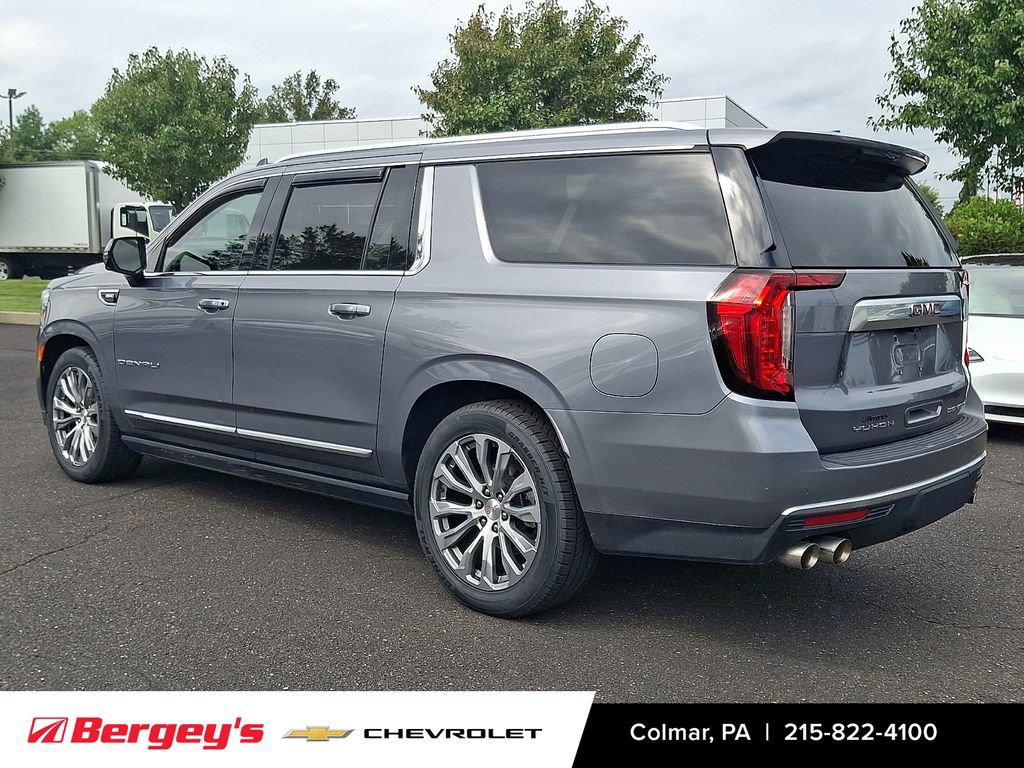 Used 2022 GMC Yukon XL Denali w/ Denali Ultimate Package AWD/4WD image 8