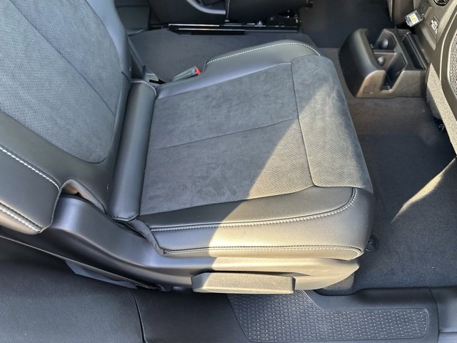 New 2025 Jeep Grand Cherokee L Altitude image 17