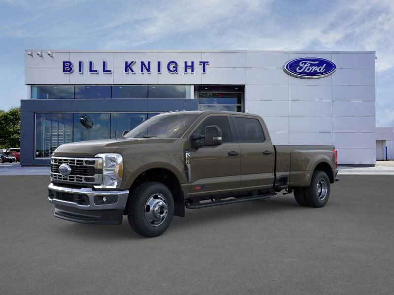 New 2026 Ford F350 XLT w/ FX4 Off-Road Package