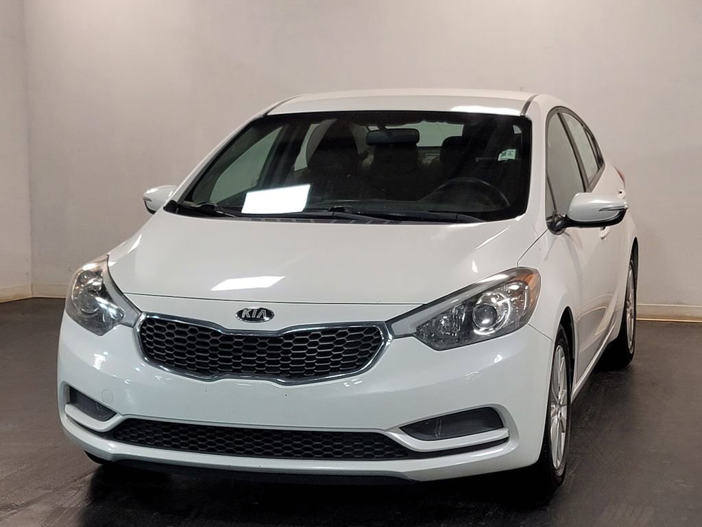 Used 2016 Kia Forte LX w/ LX Popular Plus Package image 4
