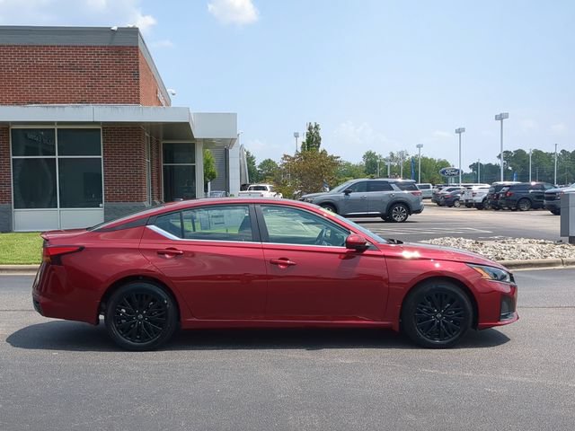 New 2026 Nissan Altima 2.5 SV w/ SV Special Edition Package FWD image 2