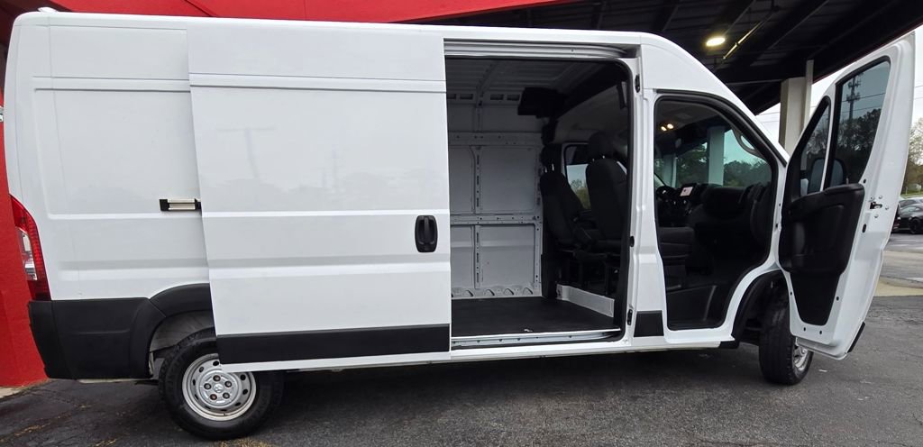 Used 2023 RAM ProMaster 2500 image 14