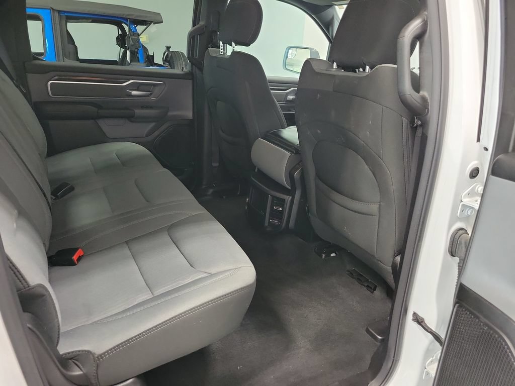 Used 2022 RAM 1500 Big Horn AWD/4WD image 15